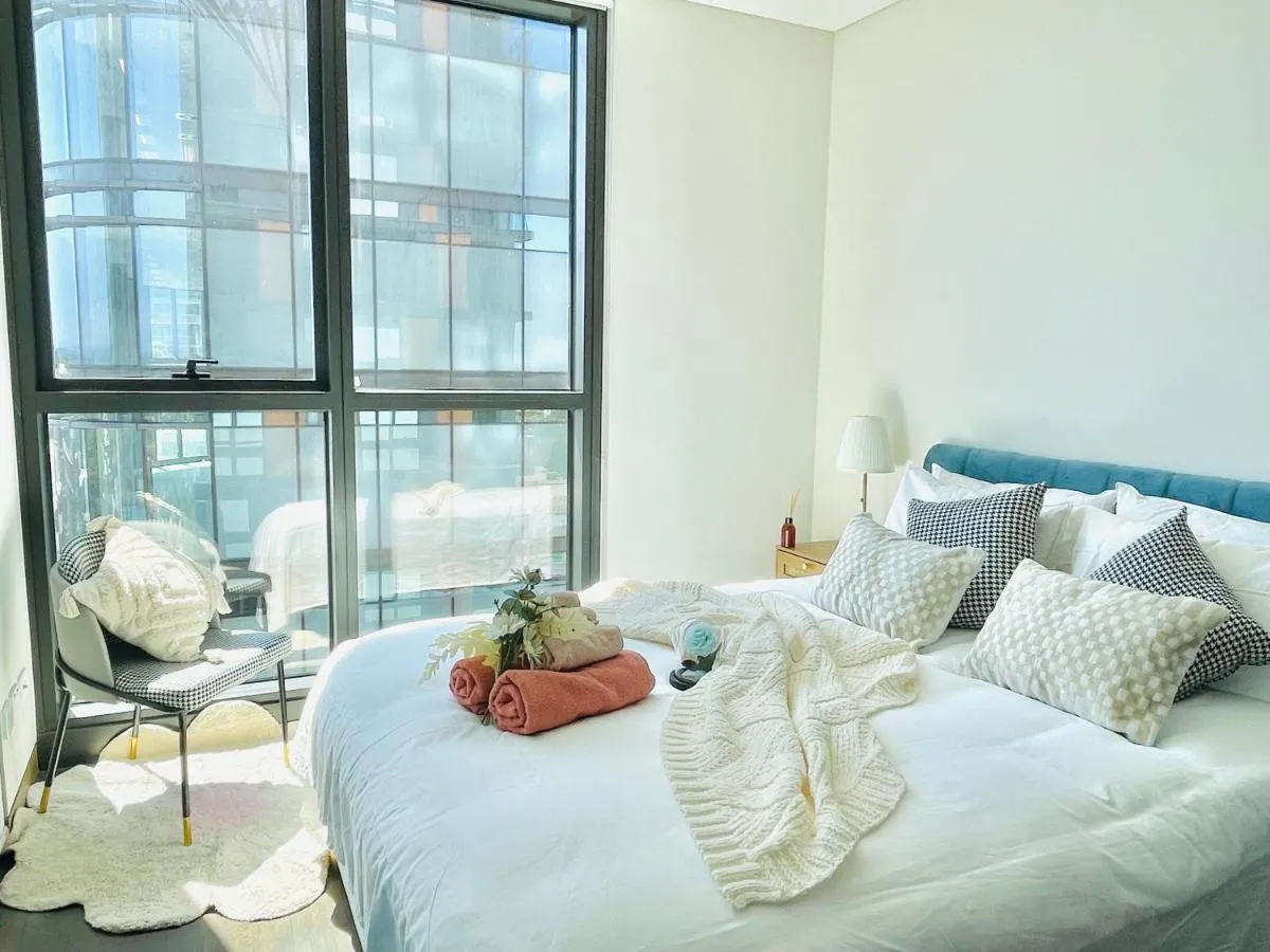 Image 1 of Modern Apartment St Leonards