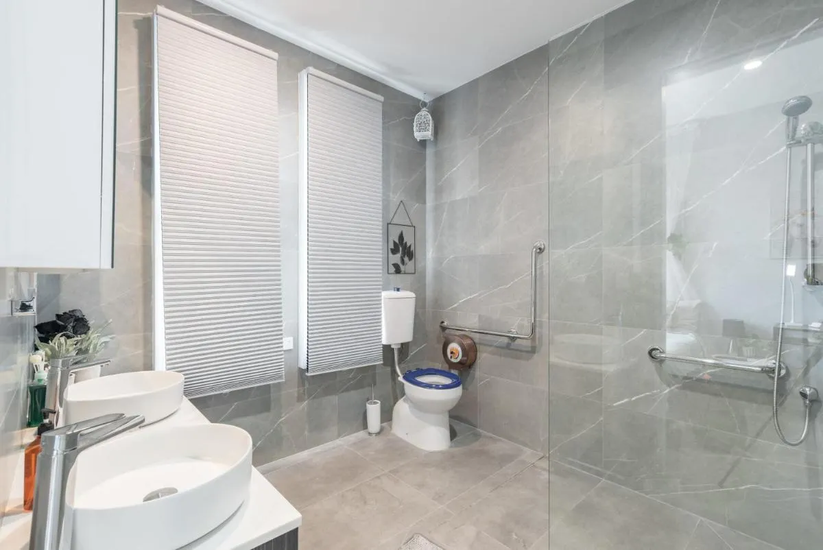 Image 1 of Modern Double Studio Room – AC – 1Mins to Central – Nearby Most Sydney Hotspots