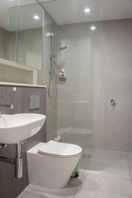 Image 3 of Modern Minimalist Haven