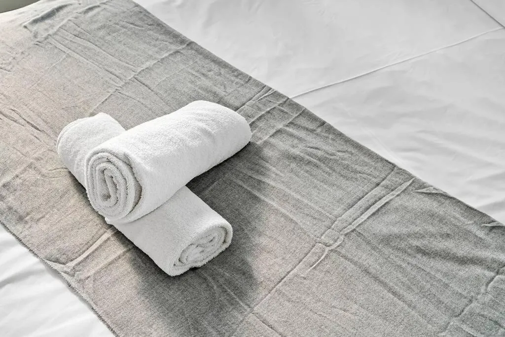 Image 2 of Modern Self-contained Studio at Crows Nest