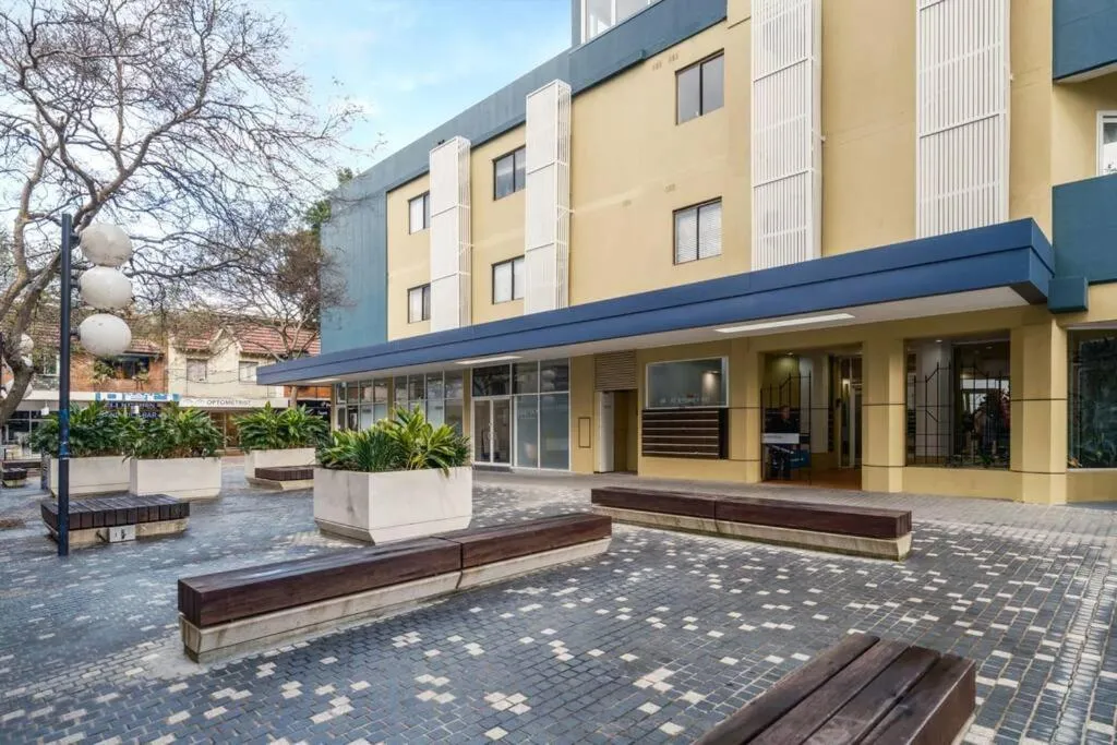 Image 6 of NEW! Ideal 1BR Beachside Studio with Pool