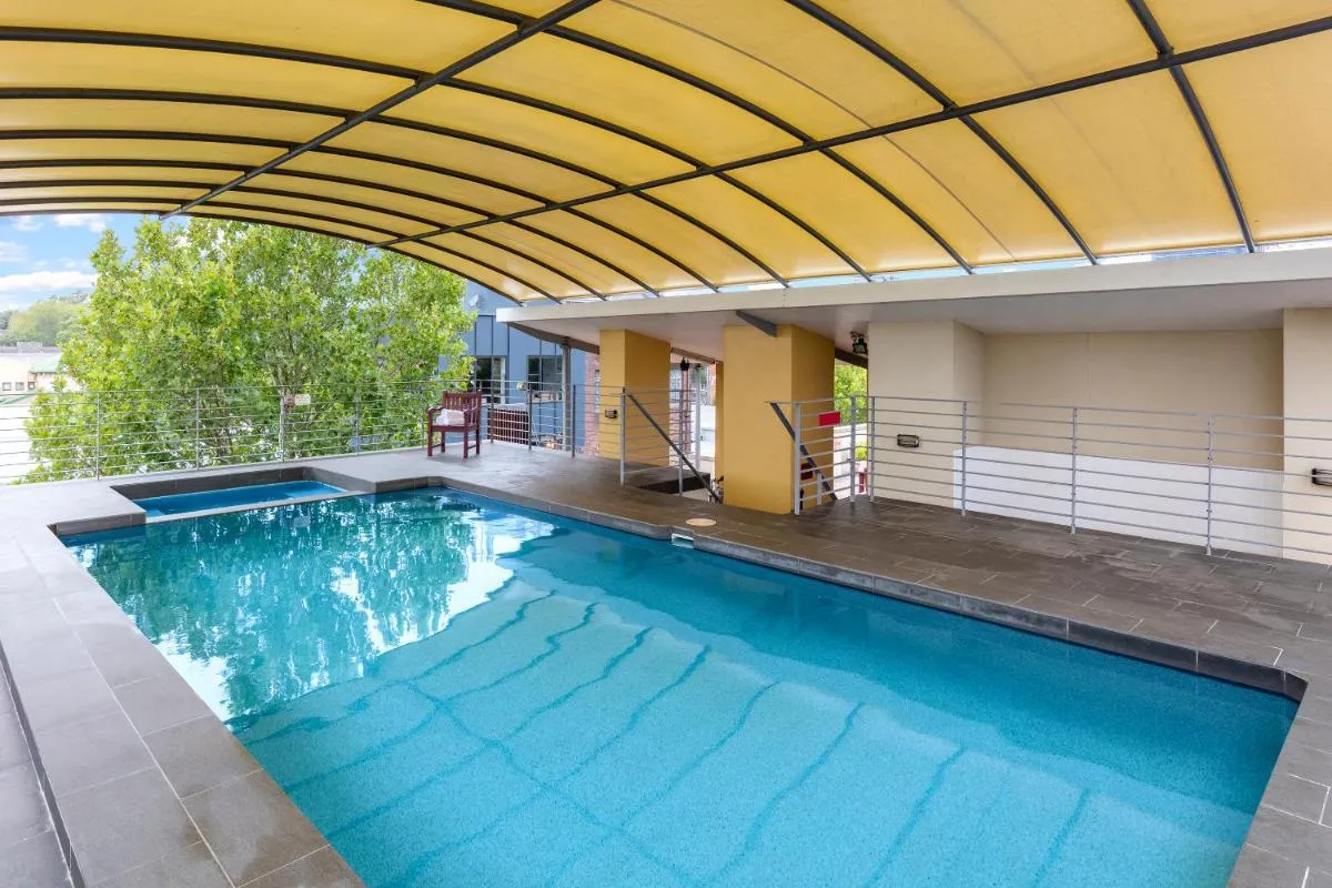 Image 3 of Nesuto Chippendale