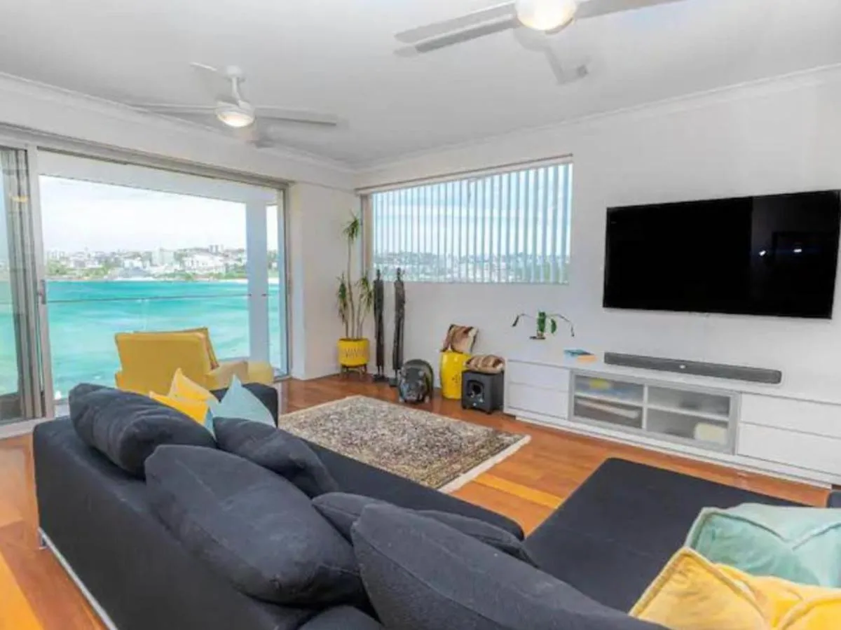 Image 4 of Ocean view luxury 3 bedroom home with balcony
