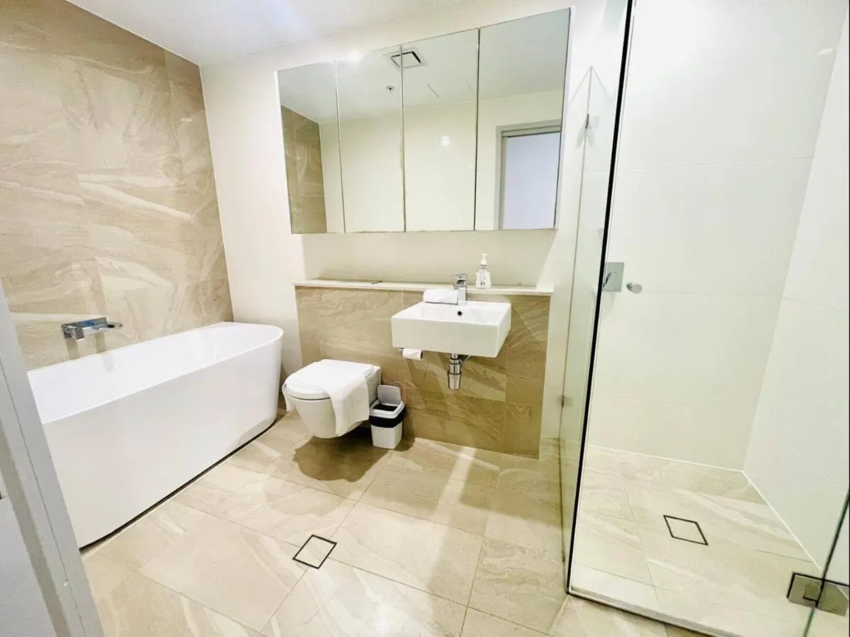 Image 2 of Olympic Park 3 Bedroom condo with Parking Pool Gym