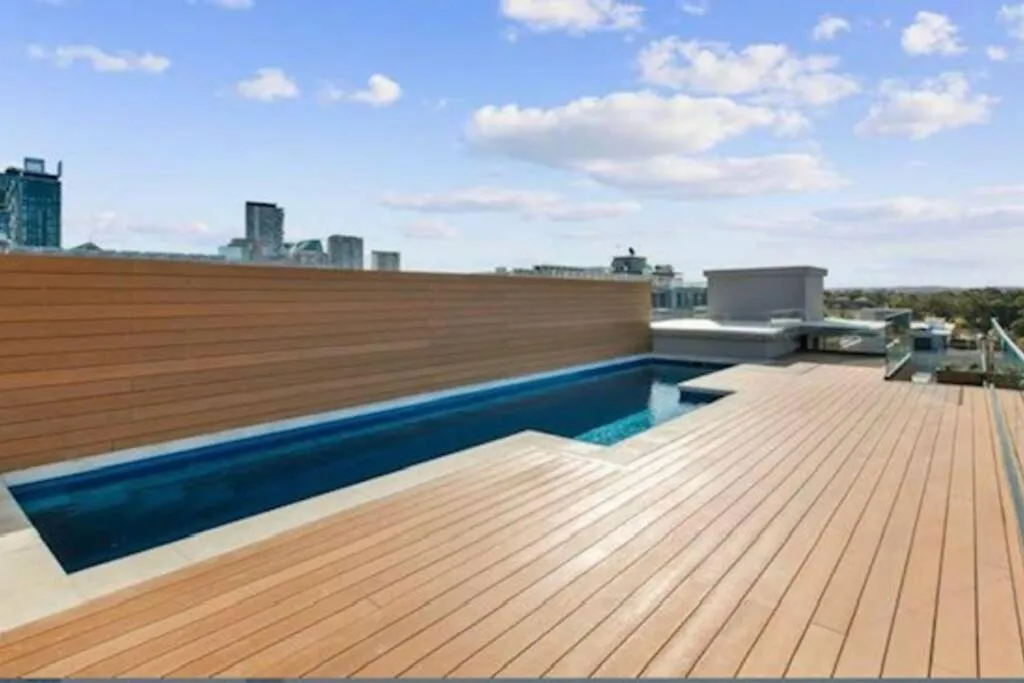 Image 2 of One Bedroom with Roof Top Pool