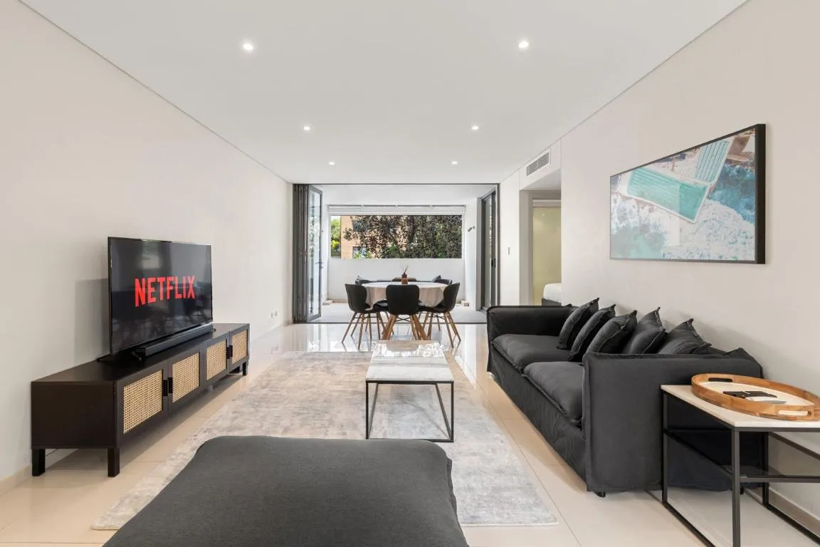 Image of Open-Plan 2BR Unit with Parking in Prime Bondi Beach