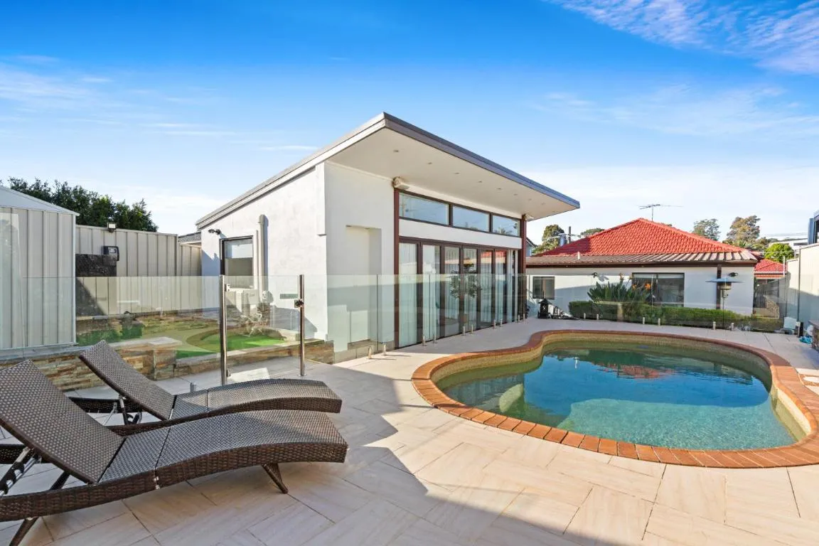 Image of Outstanding 4-Bed Home with Garden Pool & More