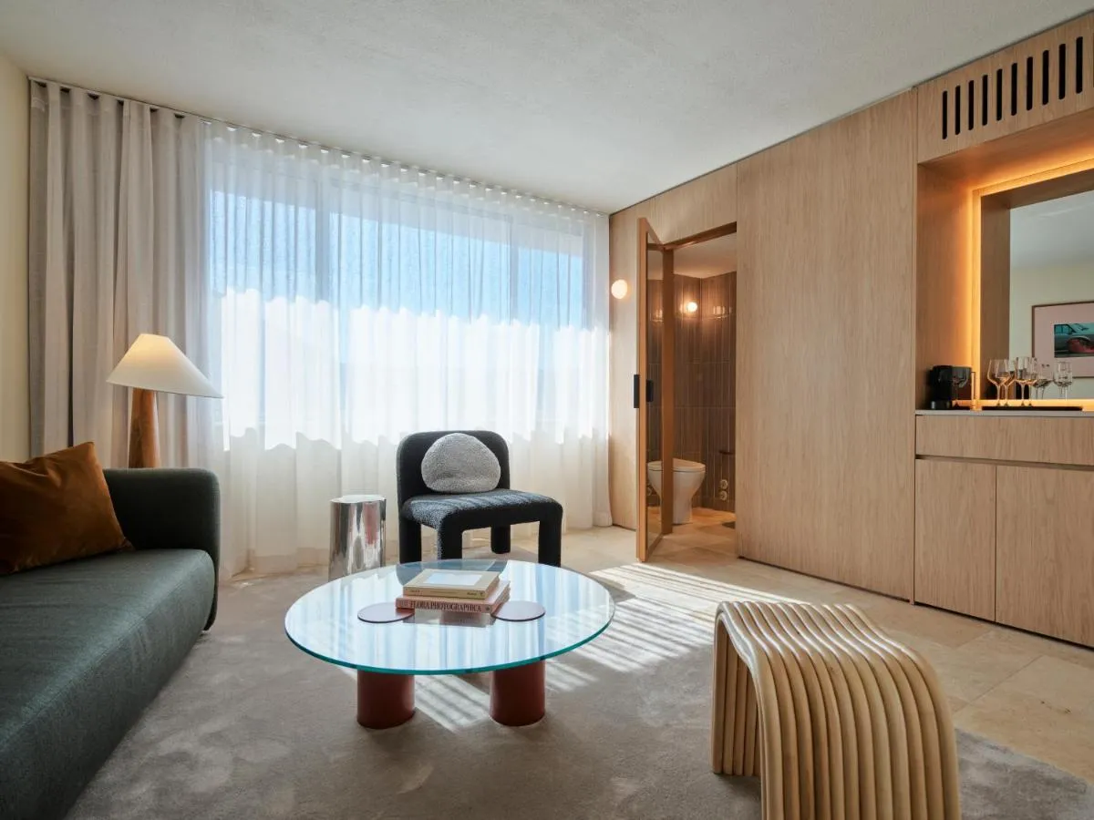 Image 5 of Oxford House