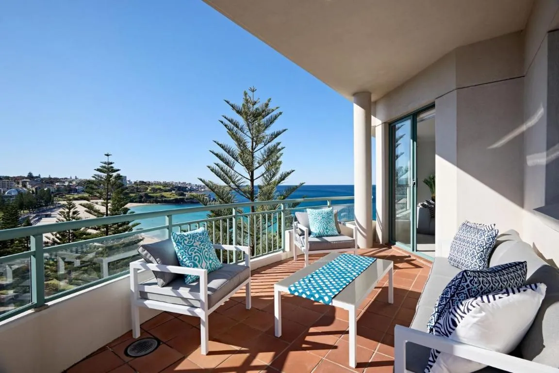 Image of Palm Breeze in Coogee