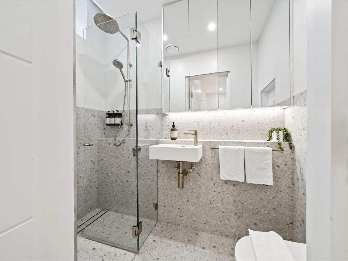 Image 2 of Peach at Palm View Collective