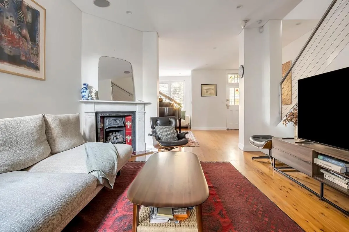 Image 4 of Prime Location Retreat with Private Garage Parking