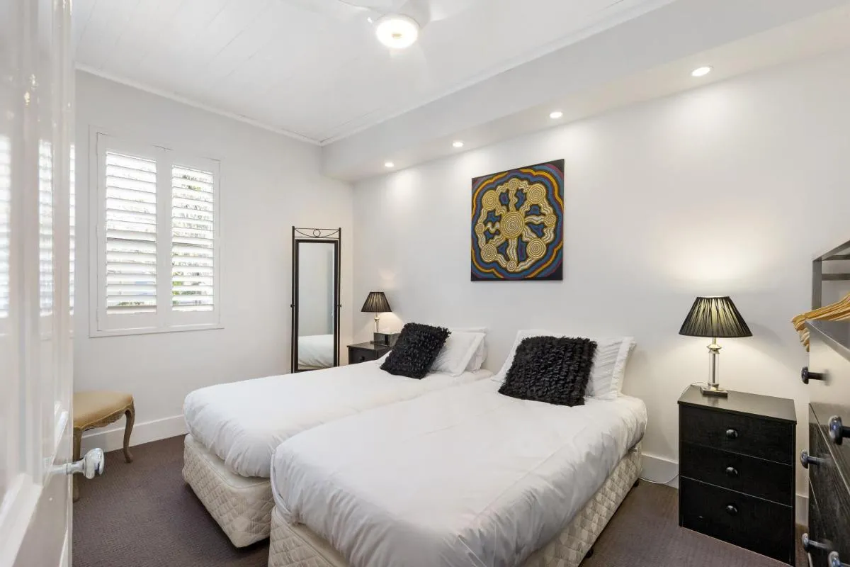 Image 6 of Pyrmont Self-Contained Terrace House (64 BUL)