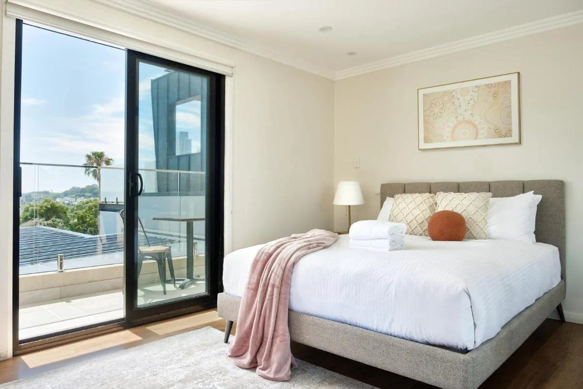 Image 1 of Retreat on Darling – Harbour Views 3 Bed