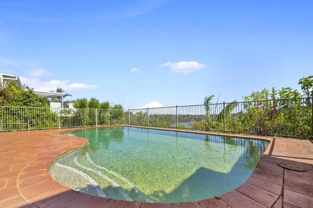 Image 3 of River View Oasis: Spacious 3-Bed House with Pool