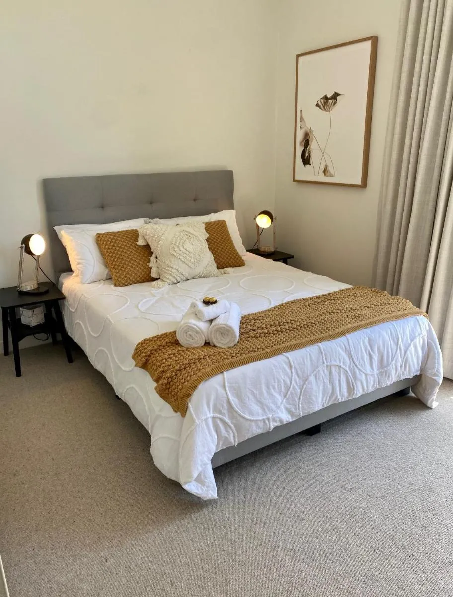 Image 3 of Seaside Escape