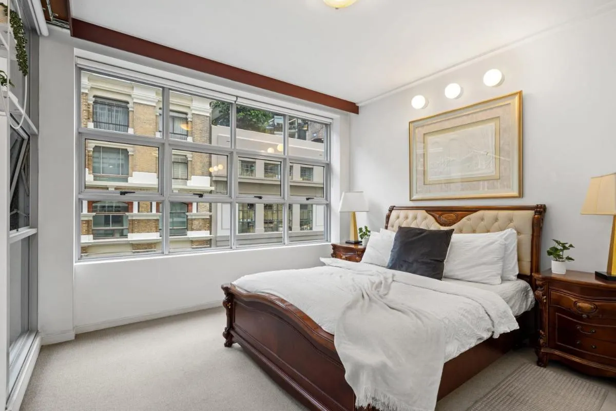 Image 1 of Spacious & Comfy Apt for 6 Next to Darling Harbour