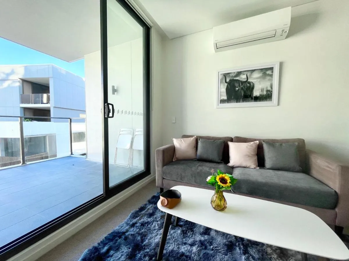 Image 6 of Spacious cozy2BR close to OlympicPark free carpark