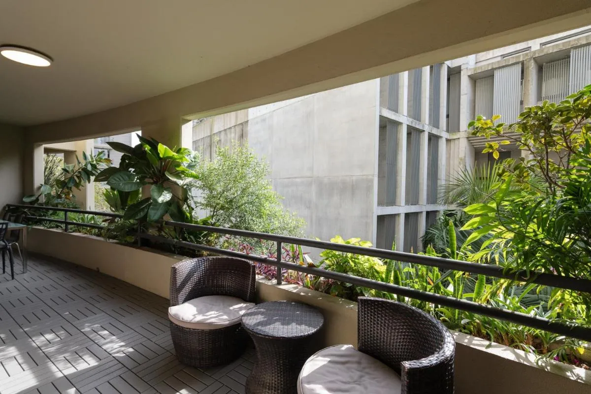 Image 6 of Stunning 1Bed Surry Hills Balcony Apt w Parking