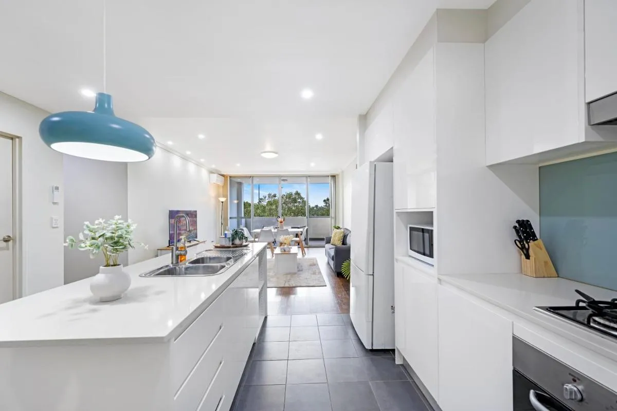 Image 3 of Stylish 2B2B Retreat Near Airport