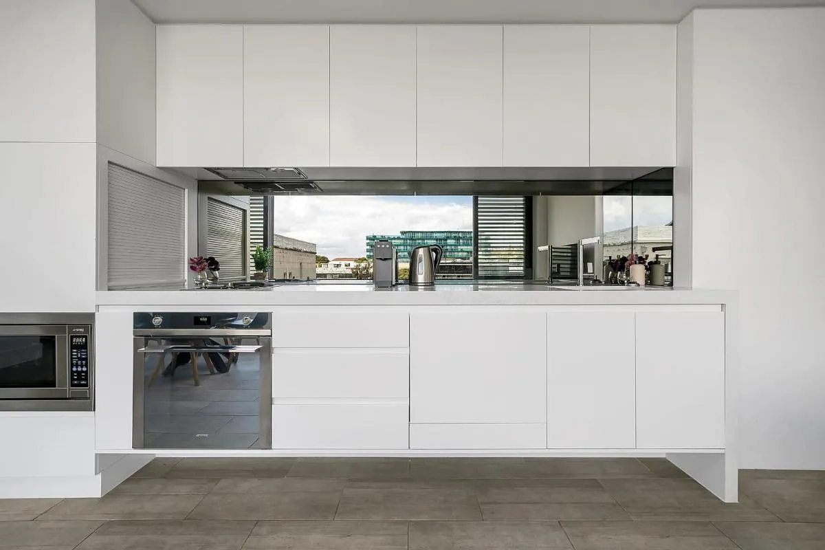 Image 4 of Stylish 2BR Top-Level Unit with Lift near Bondi Beach