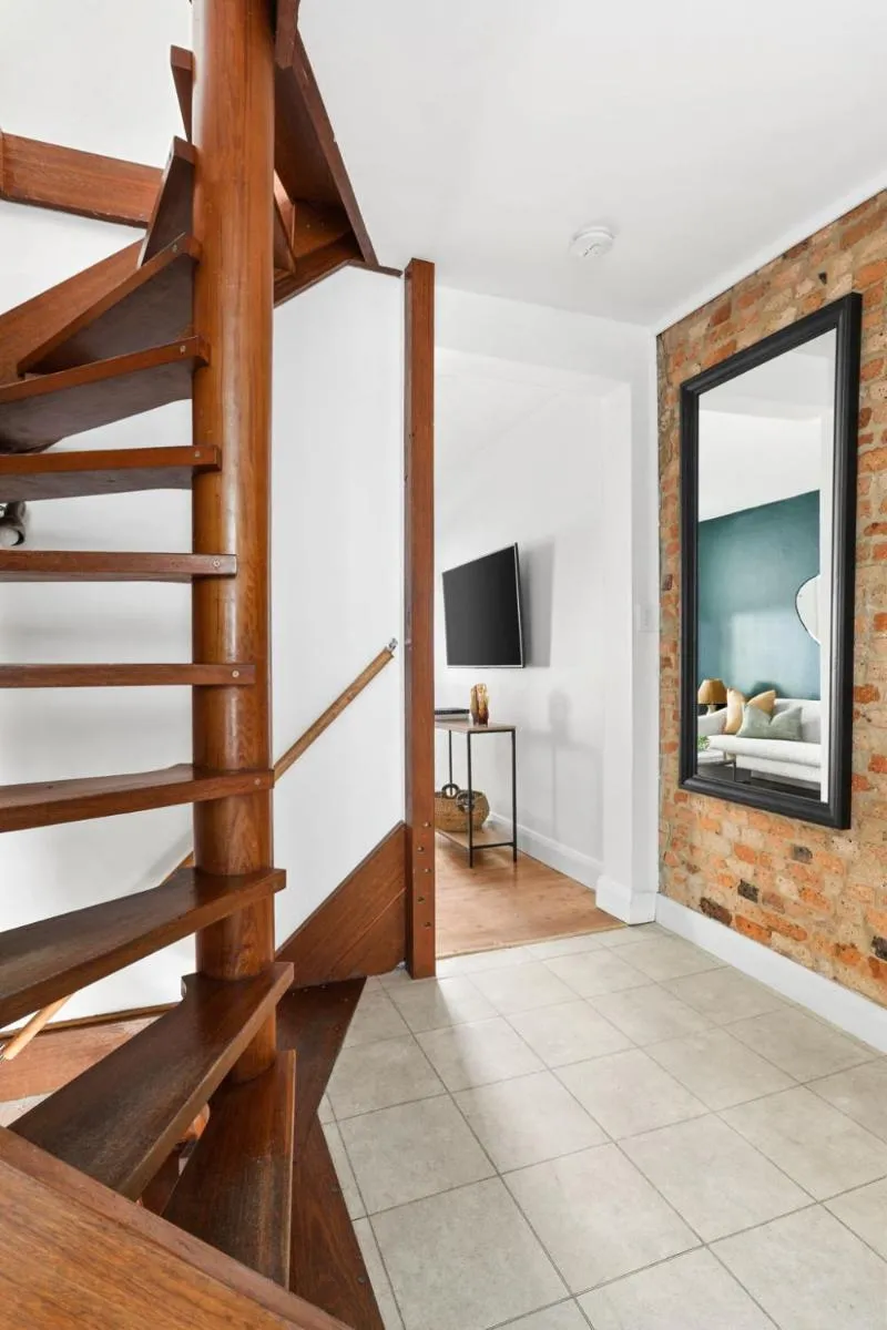 Image 4 of Stylish Darlinghurst Townhouse l 3 Bedrooms