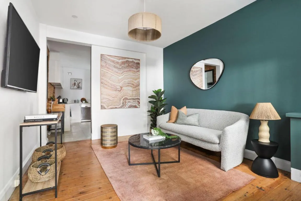 Image of Stylish Darlinghurst Townhouse l 3 Bedrooms
