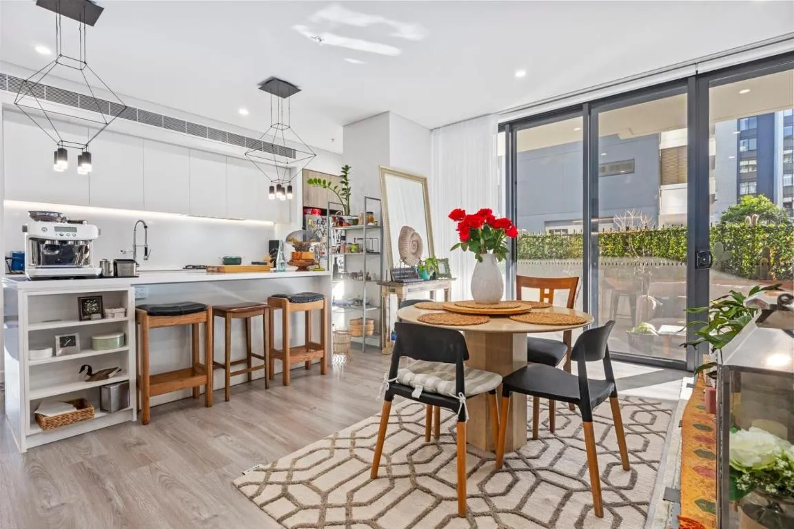 Image of Stylish & Spacious 3BR Apt