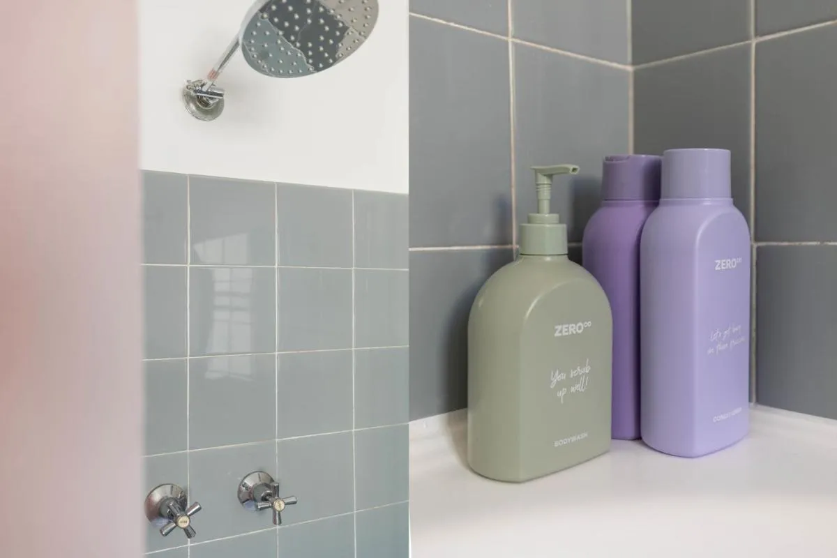 Image 2 of Stylish Sun Drenched North Bondi Beach Oasis