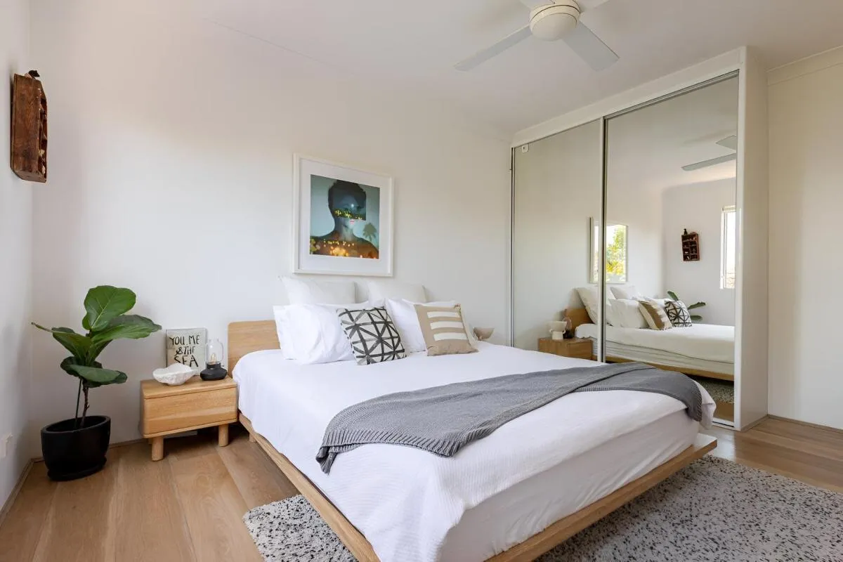 Image 6 of Stylish and Spacious Beach Apartment