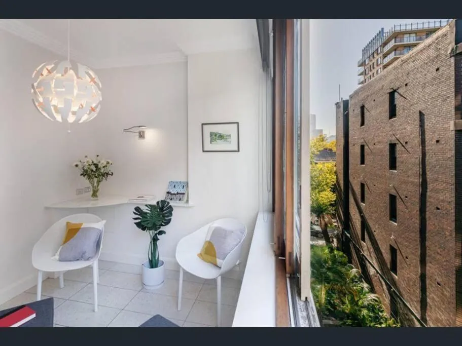 Image 1 of Stylish apartment in the heart of Potts Point