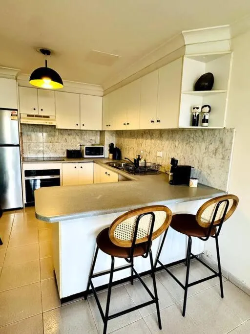 Image 5 of Stylish home – Harbour Bridge views