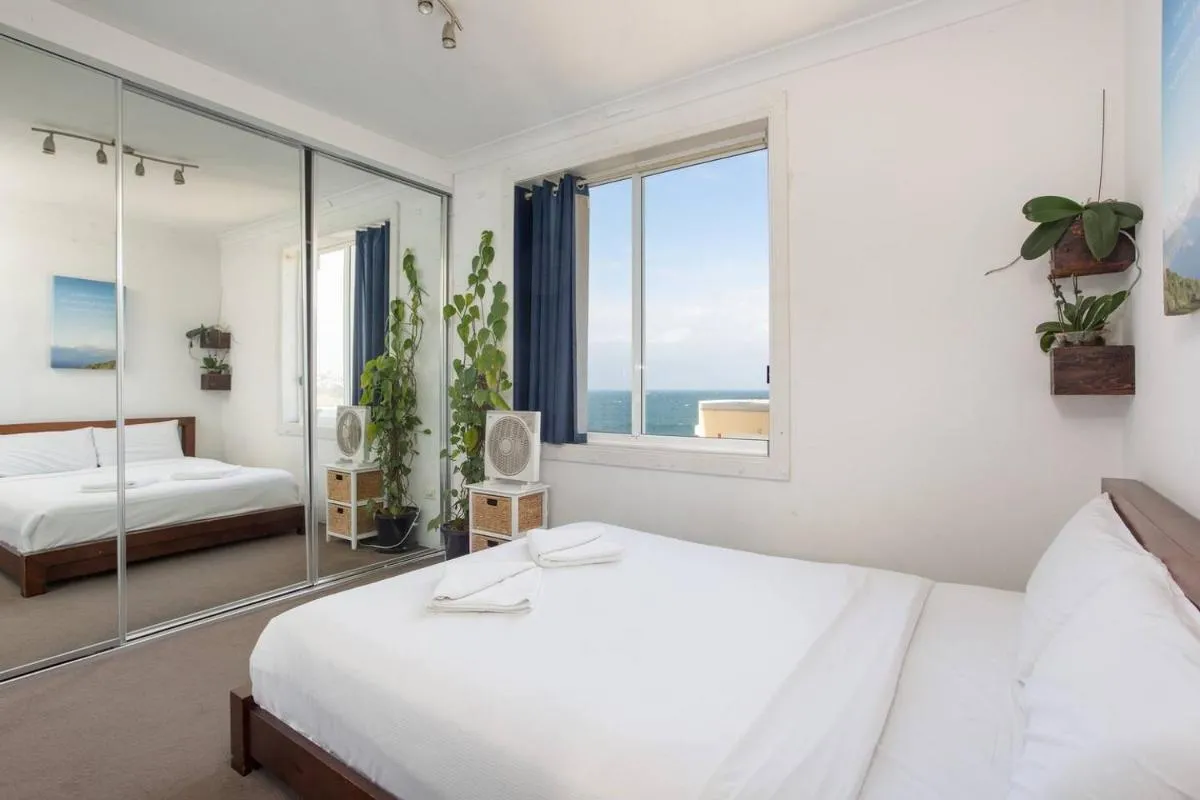 Image 1 of ‘Sunrise Splendour’ Waterside Oasis at North Bondi