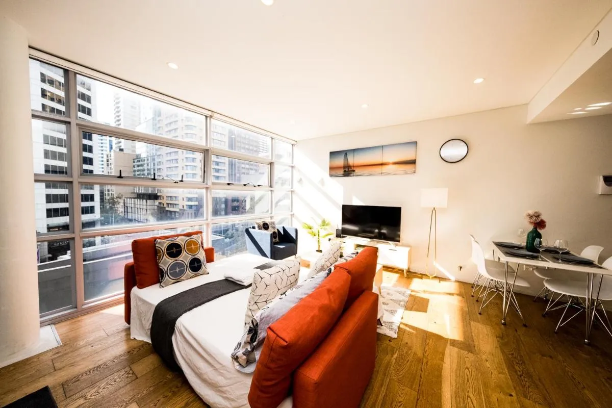 Image 4 of Superb 1 bed apartment in Syd CBD Darling Harbour