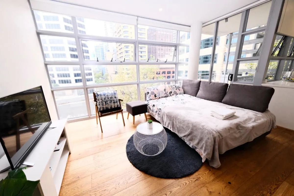 Image 4 of Superb one bedroom Apartment in Sydney CBD