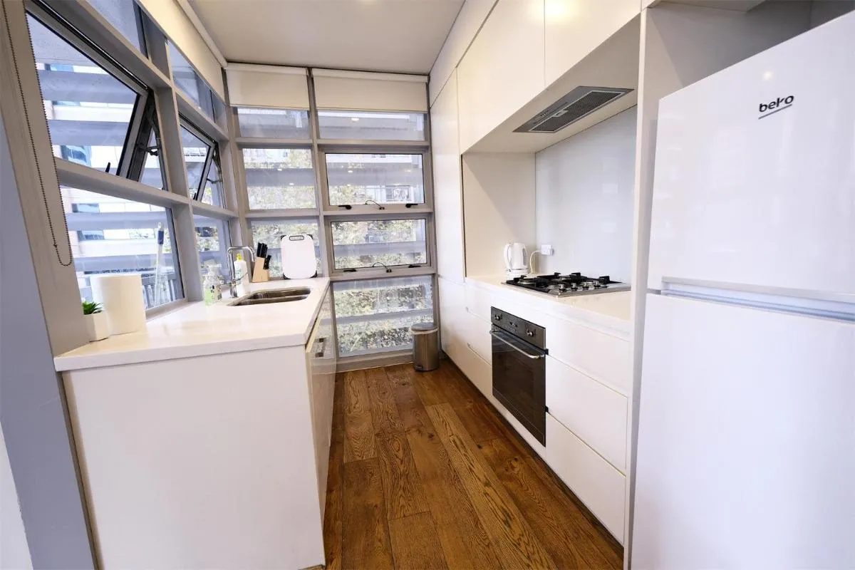 Image 3 of Superb one bedroom Apartment in Sydney CBD