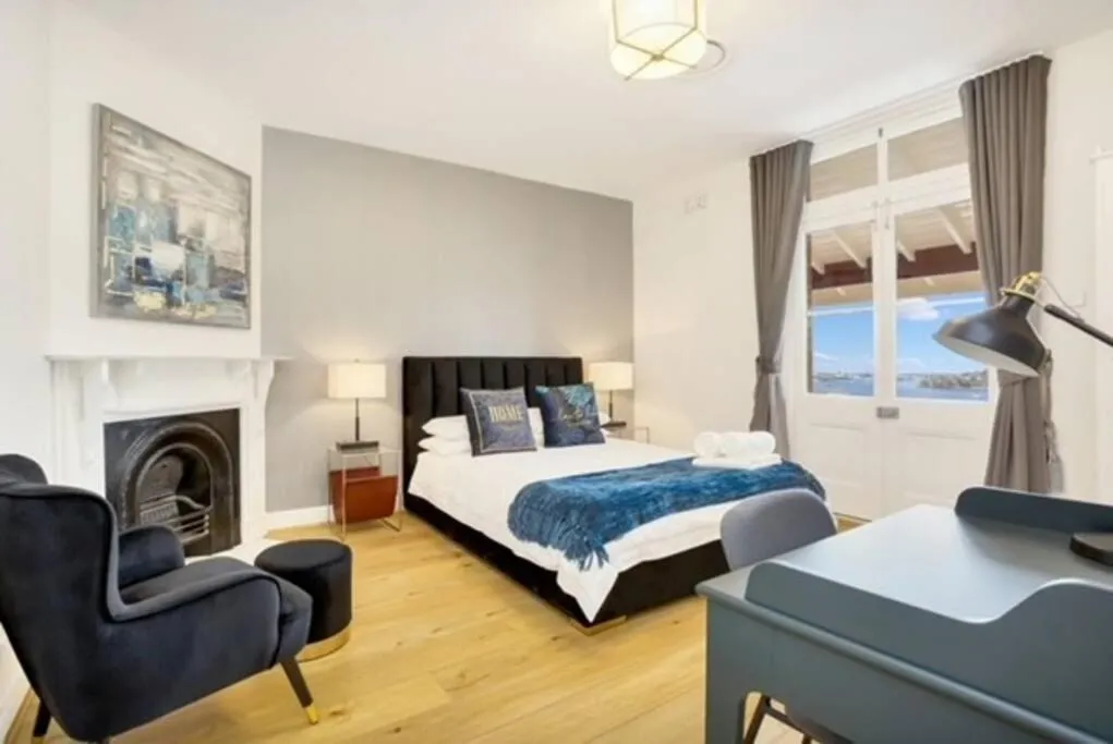 Image of Sydney CBD Waterview Apartment 56A
