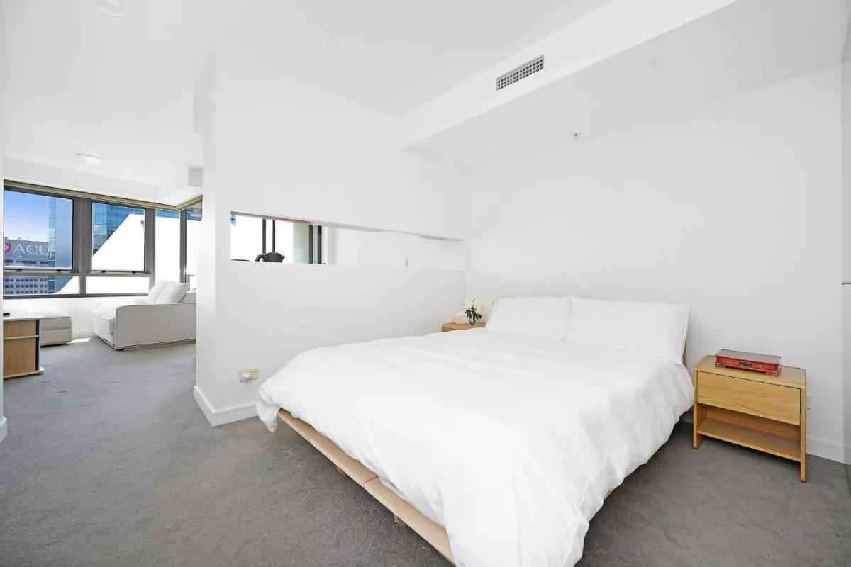 Image 1 of The Alexander Apartments – Harbour Views, Parking, Pool, 24hr Concierge