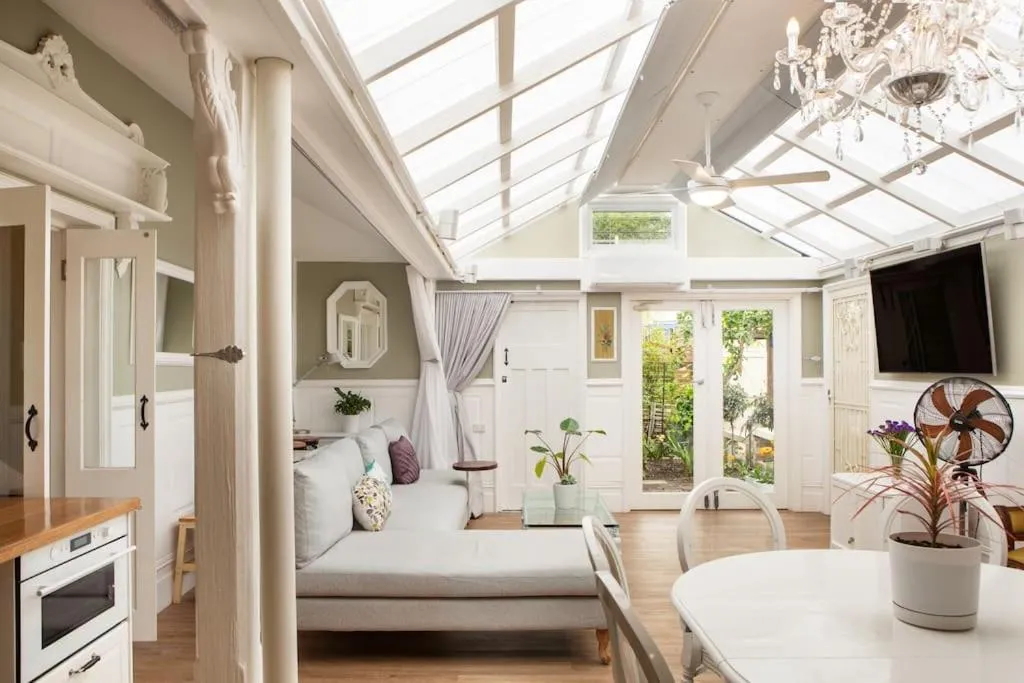 Image of The East-Redfern Mansion on Chelsea