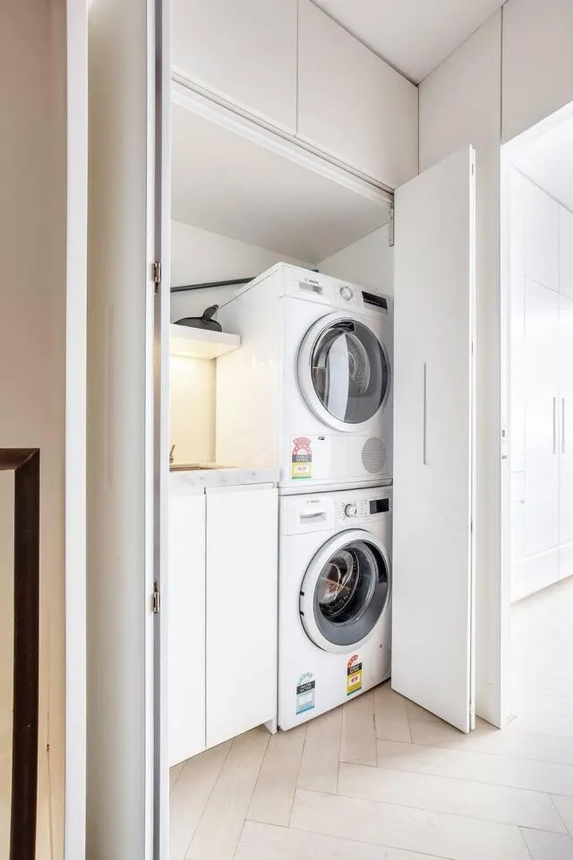 Image 4 of ‘The Fern’ Split-level Eco Luxury with Lush Courtyard