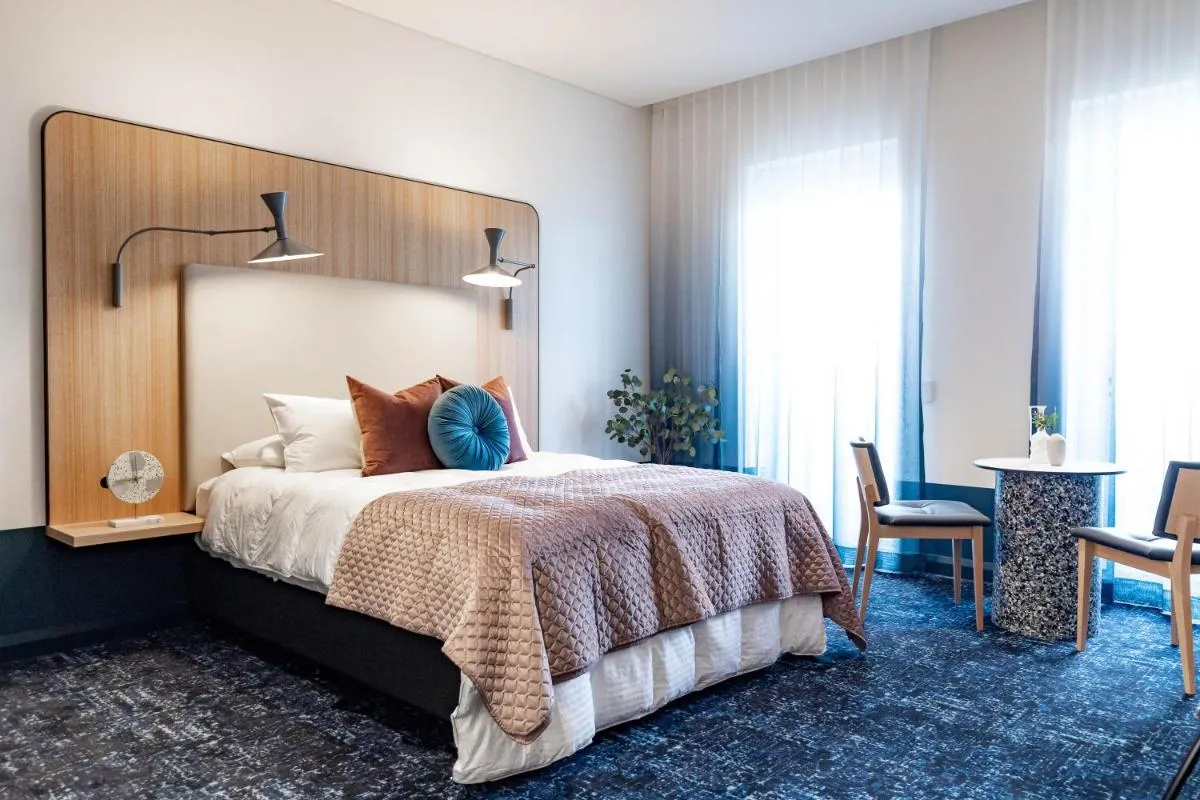 Image 5 of The General Gordon