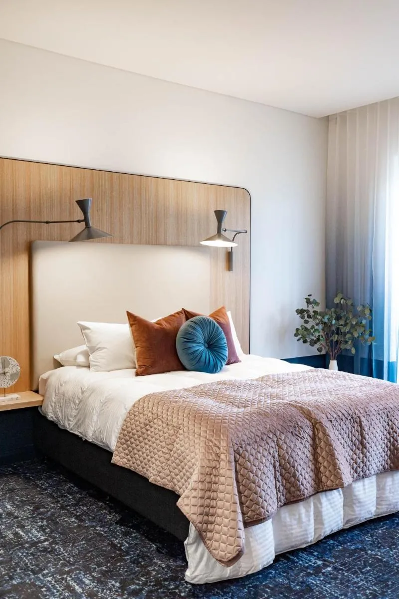 Image 3 of The General Gordon