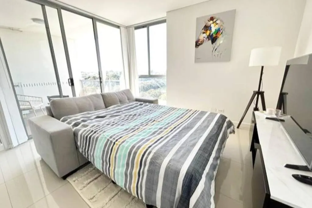 Image 6 of The River at Parramatta wif Free parking