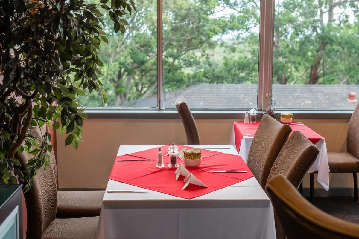 Image 4 of Twin Towers Inn