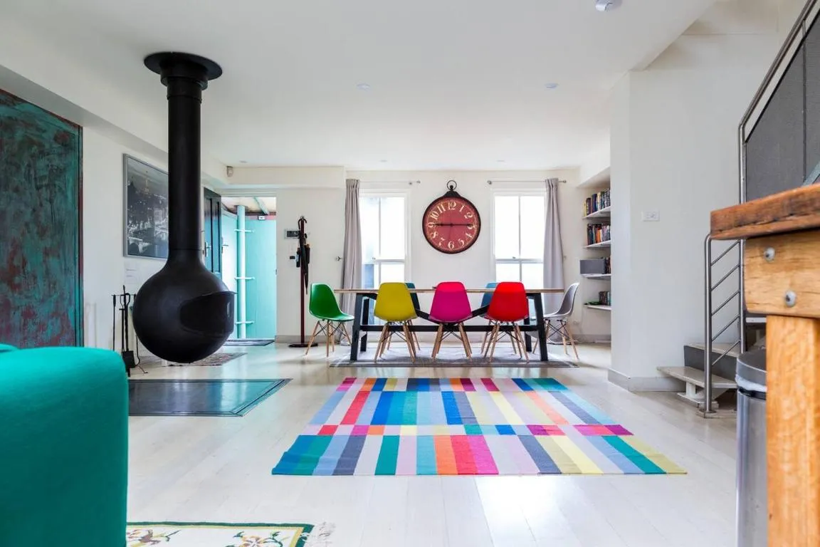 Image of Urban Farmhouse Flair – Surry Hills Terrace Serenity