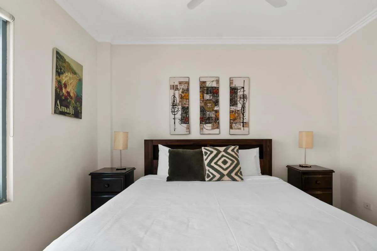 Image 1 of ‘Vibrant City Gem’ Stylish Retreat for Work and Play