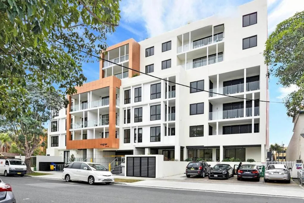 Image 2 of Vogue Apartment 809