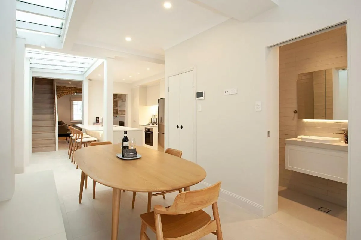 Image 3 of Wharf House Woolloomooloo