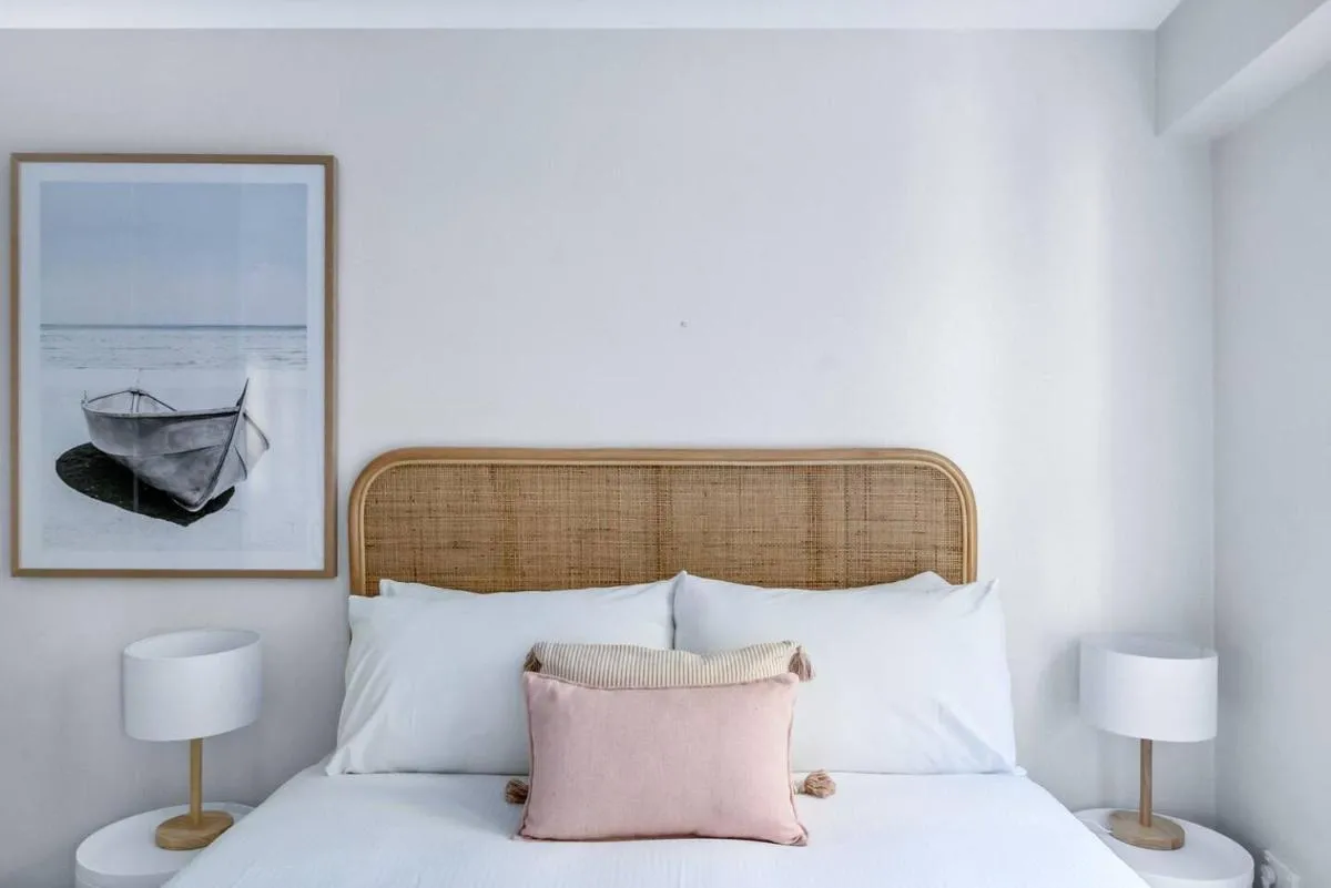 Image 1 of ‘Wylde’s Treasure’ Pocket-size Potts Point Design