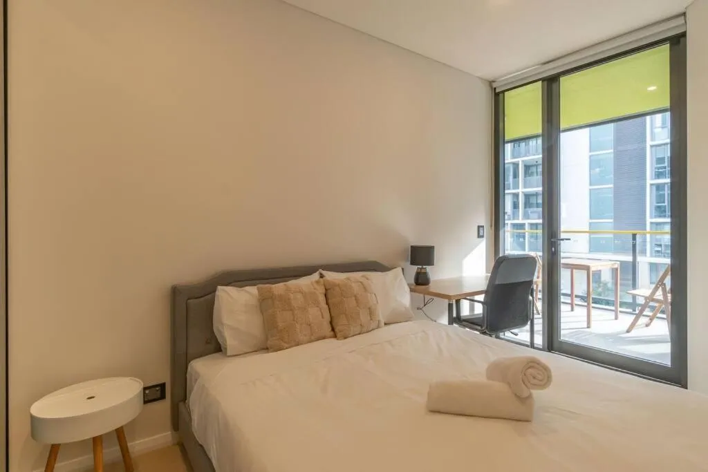 Image 1 of Z3 Close to Sydney CBD 1 Free Car Space Quiet