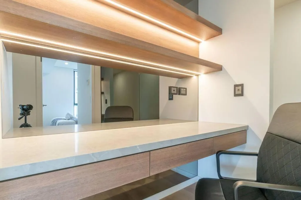 Image 2 of Z4 Walk to Bus Stop 2 Car Spaces Spacious Family